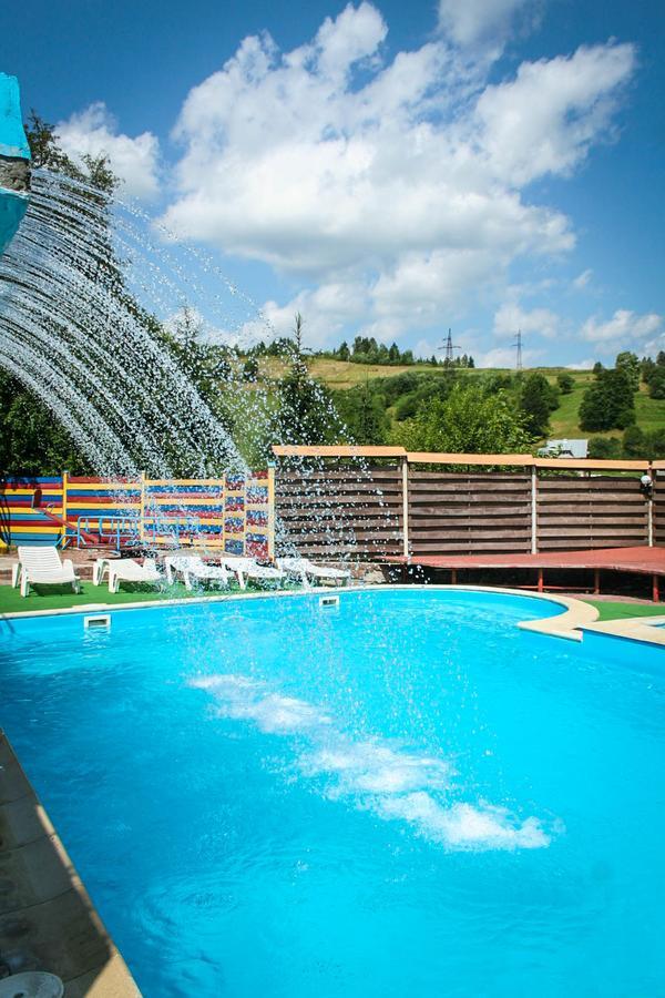 Chagari Hotel 슬랍스크 외부 사진